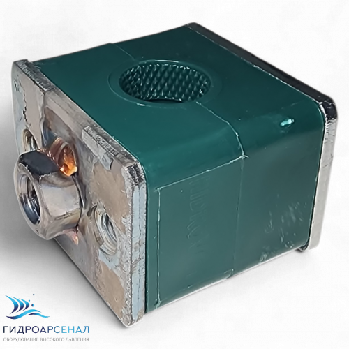 Держатель трубы одинарный 15 мм.