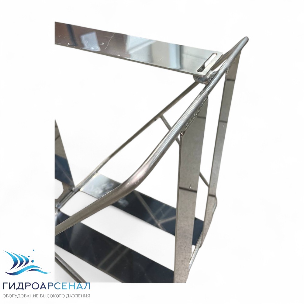 Держатель канистры 10 л (под замок) — изображение 5