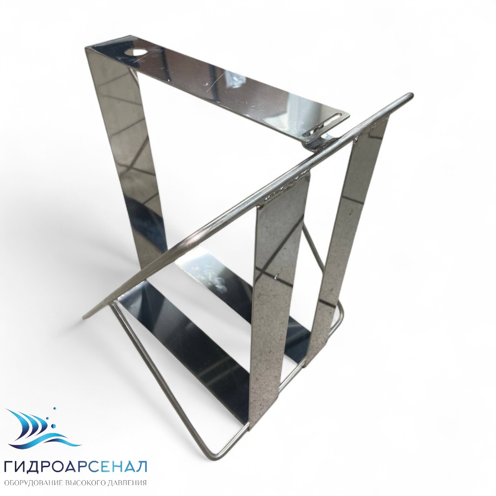 Держатель канистры 20 л (под замок) — изображение 5