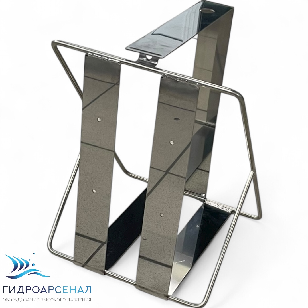 Держатель канистры 10 л (под замок) — изображение 3